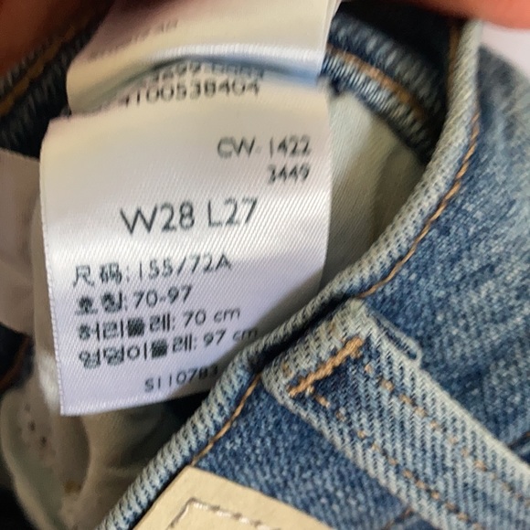 Levi’s high waisted mom jean retro denim size 28 X 27 - Picture 17 of 17